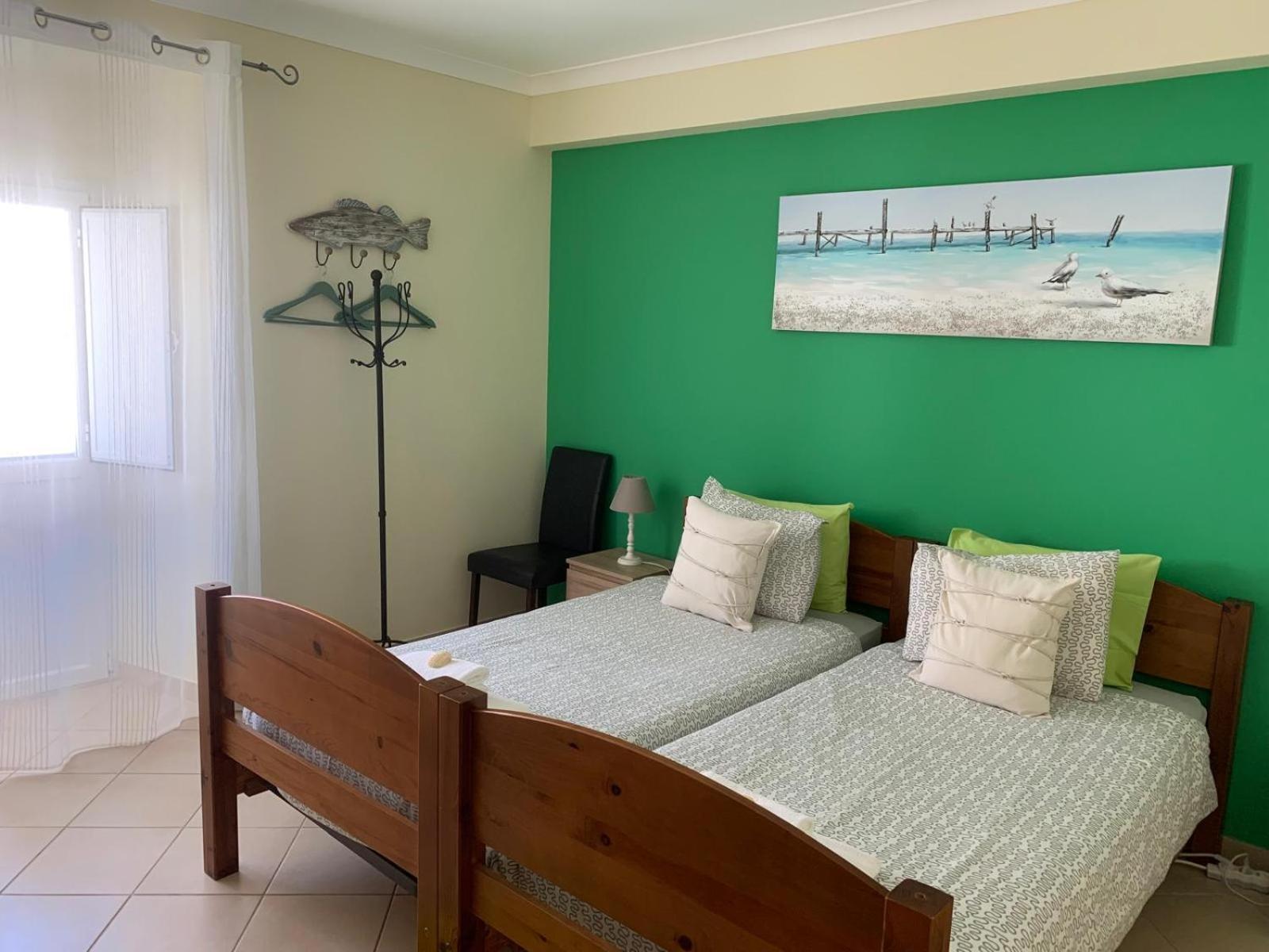Blue Moon Guesthouse لاغوس المظهر الخارجي الصورة