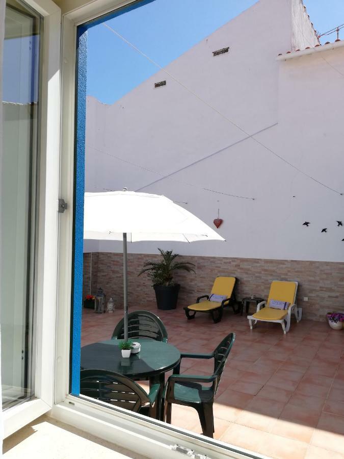 Blue Moon Guesthouse لاغوس المظهر الخارجي الصورة